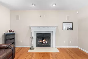 25 Sherwood Pl, Wharton, NJ 07885 - Photo 8