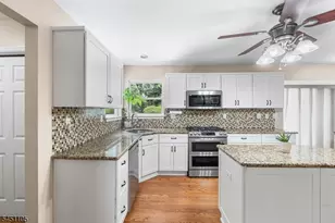 25 Sherwood Pl, Wharton, NJ 07885 - Photo 12
