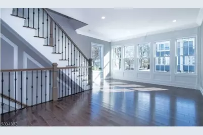 112 Cacciola Pl #A, Westfield, NJ 07090 - Photo 2