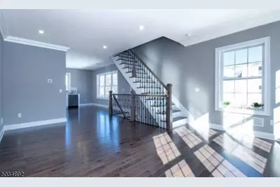 112 Cacciola Pl #A, Westfield, NJ 07090 - Photo 4