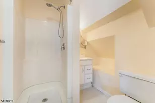 80 Deer Hill Rd, Tewksbury Township, NJ 08833 - Photo 34
