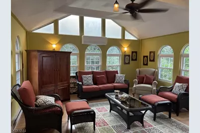 8 Stiles Ln, Franklin Township, NJ 08823 - Photo 16