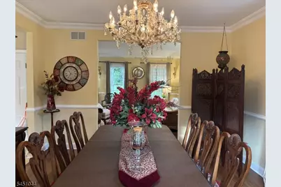 8 Stiles Ln, Franklin Township, NJ 08823 - Photo 10