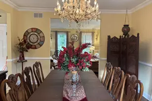 8 Stiles Ln, Franklin Township, NJ 08823 - Photo 10