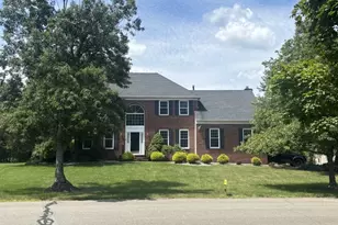 8 Stiles Ln, Franklin Township, NJ 08823 - Photo 1