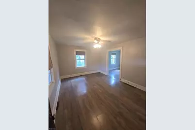 323 Irwin St, Phillipsburg, NJ 08865 - Photo 2