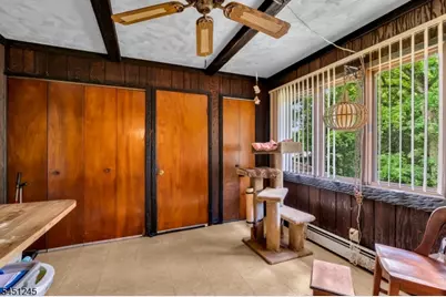 10 Sussex St, Byram Township, NJ 07874 - Photo 16