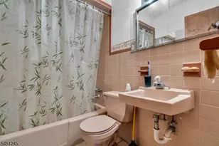 10 Sussex St, Byram Township, NJ 07874 - Photo 32
