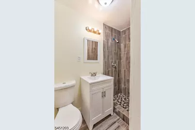 31-33 Voorhees St, Newark, NJ 07108 - Photo 22