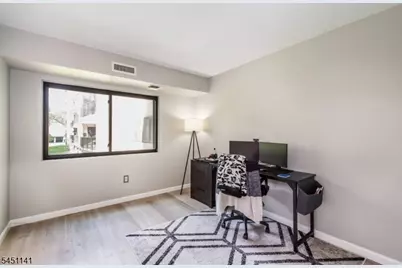 521 Piermont Ave #119, River Vale Township, NJ 07675 - Photo 8