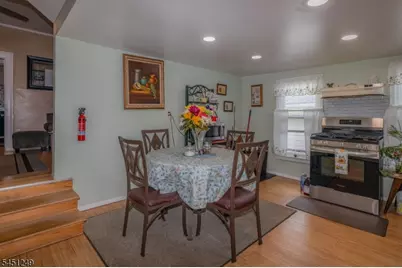 280 E Hazelwood Ave #2, Rahway, NJ 07065 - Photo 6