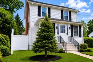 11 Van Dyke Pl, Summit, NJ 07901 - Photo 2