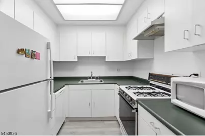54 W Cherry St #112, Rahway, NJ 07065 - Photo 6
