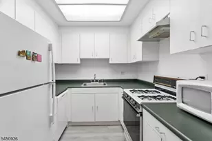54 W Cherry St, Rahway, NJ 07065 - Photo 6