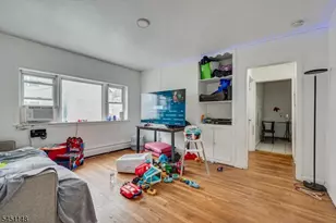 31 Bank St, Elizabeth, NJ 07201 - Photo 26