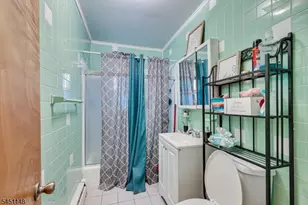 31 Bank St, Elizabeth, NJ 07201 - Photo 8