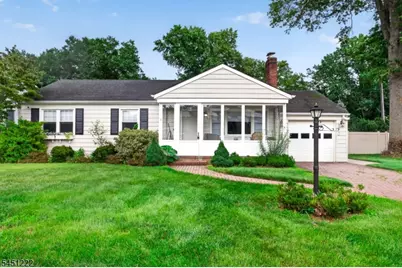 870 Crescent Dr, Rahway, NJ 07065 - Photo 1