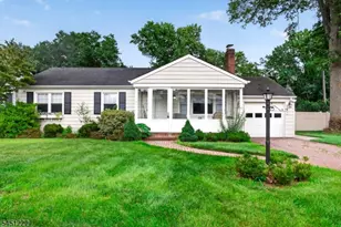 870 Crescent Dr, Rahway, NJ 07065 - Photo 1