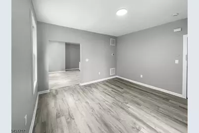 7-9 Patten Pl, Newark, NJ 07112 - Photo 8