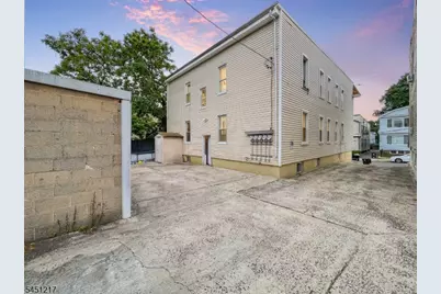 7-9 Patten Pl, Newark, NJ 07112 - Photo 18