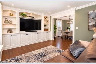 26 Funston Pl, Nutley, NJ 07110 - Photo 2