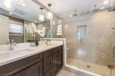 26 Funston Pl, Nutley, NJ 07110 - Photo 12