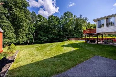 3 Sawmill Rd, Vernon Twp., NJ 07460 - Photo 32