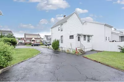 23 Providence Ave, Woodland Park, NJ 07424 - Photo 6