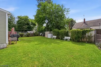 1204 Wheatsheaf Rd, Roselle Boro, NJ 07203 - Photo 26