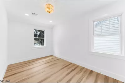 21 Morris Rd, Clifton, NJ 07012 - Photo 20
