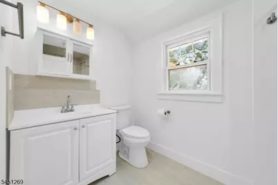 21 Morris Rd, Clifton, NJ 07012 - Photo 18