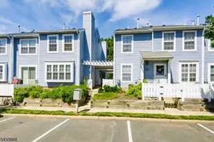 111 Almond Dr, Franklin Township, NJ 08873 - Photo 2