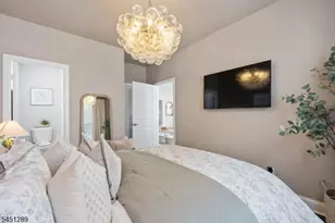 311 Martin Rd, Union Township, NJ 07083 - Photo 20