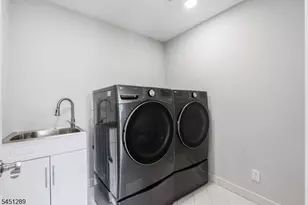 311 Martin Rd, Union Township, NJ 07083 - Photo 24