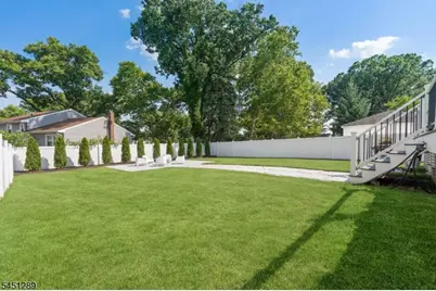 311 Martin Rd, Union Township, NJ 07083 - Photo 46