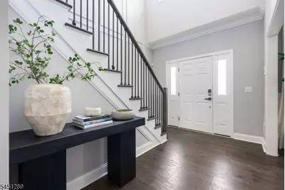 311 Martin Rd, Union Township, NJ 07083 - Photo 6