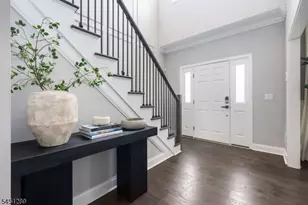 311 Martin Rd, Union Township, NJ 07083 - Photo 6