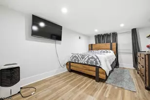 570 11th Ave, Paterson, NJ 07514 - Photo 20