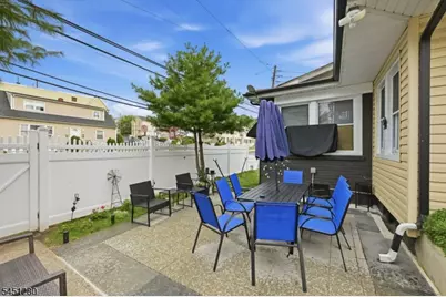 570 11th Ave, Paterson, NJ 07514 - Photo 34