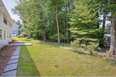 50 Stoneridge Road, New Providence, NJ 07901 - Photo 32