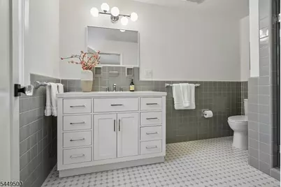 50 Stoneridge Road, New Providence, NJ 07901 - Photo 18