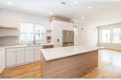 13 Wheeler St U #1, Montclair, NJ 07042 - Photo 8