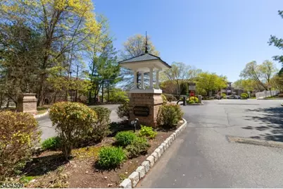 43 Manchester Ct, Kinnelon, NJ 07405 - Photo 18