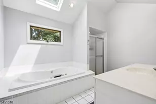 37 Continental Rd, Parsippany, NJ 07950 - Photo 16