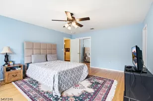 37 Continental Rd, Parsippany, NJ 07950 - Photo 18
