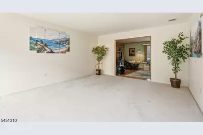 37 Continental Rd, Parsippany, NJ 07950 - Photo 6