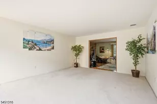 37 Continental Rd, Parsippany, NJ 07950 - Photo 6