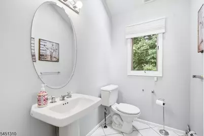 37 Continental Rd, Parsippany, NJ 07950 - Photo 12