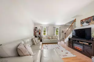35 Byrnes Ln E, Sayreville Boro, NJ 08872 - Photo 6