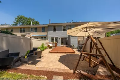 35 Byrnes Ln East, Sayreville Boro, NJ 08872 - Photo 20